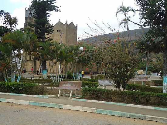 PRAA DA MATRIZ DE FELISBURGO-MG-FOTO:JADER - FELISBURGO - MG