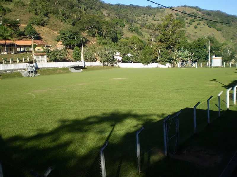 FERROS-MG-CAMPO DE FUTEBOL-FOTO:ROBERTO GLORIA - FERROS - MG