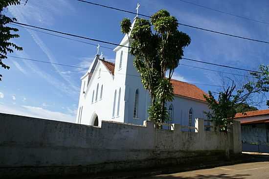 IGREJA-FOTO:FERNANDO BEZERRA [PANORAMIO] - FIDALGO - MG