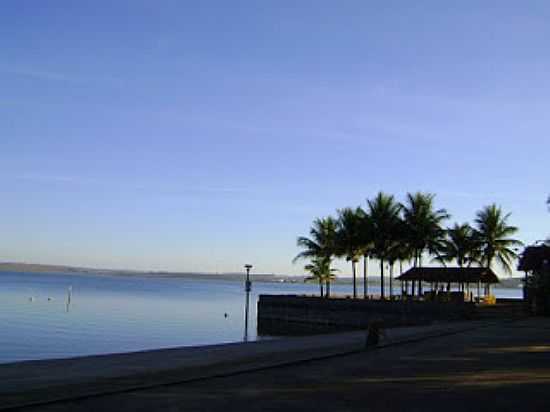 FORMIGA-MG-CAMPING NA BEIRA DO LAGO DE FURNAS-FOTO:CLAUDIO ALVES - FORMIGA - MG