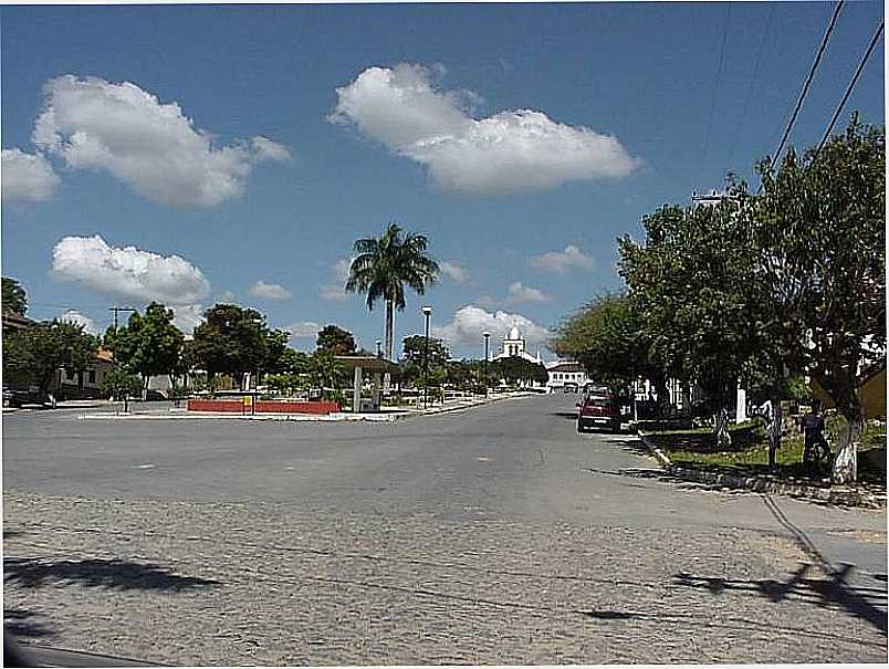 FORTUNA DE MINAS-MG-PRAA DA MATRIZ-FOTO:ASMINASGERAIS.COM.BR - FORTUNA DE MINAS - MG