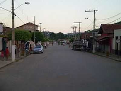 RUA PRINCIPAL-FOTO:TCIO VINCIUS  - FRANCISCPOLIS - MG