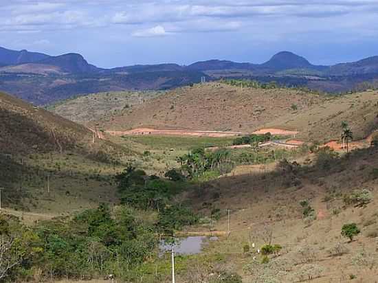 CHEGANDO EM FREI GASPAR-FOTO:JOTALU [PANORAMIO] - FREI GASPAR - MG