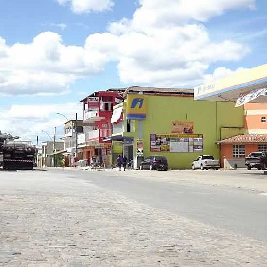 MARGINAL DA RODOVIA BR-116 EM FREI INOCNCIO-MG-FOTO:MONTANHA - FREI INOCNCIO - MG
