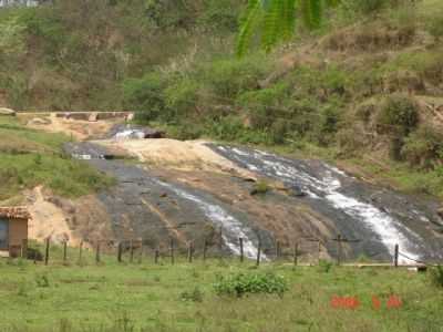 CACHOEIRA DO CORREGO NOVO, POR GILVAN  - FRONTEIRA DOS VALES - MG