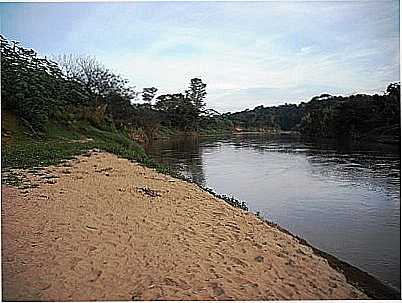 PRAIA NO RIO DAS VELHAS FUNILNDIA POR LEANDRO DUES - FUNILNDIA - MG