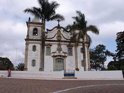 IGREJA MATRIZ DE SANTO ANTNIO-FOTO:GERALDO SALOMO - GLAURA - MG