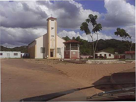 IGREJA EM GORORS-FOTO:HELIOMAR CASSIANO - GORORS - MG