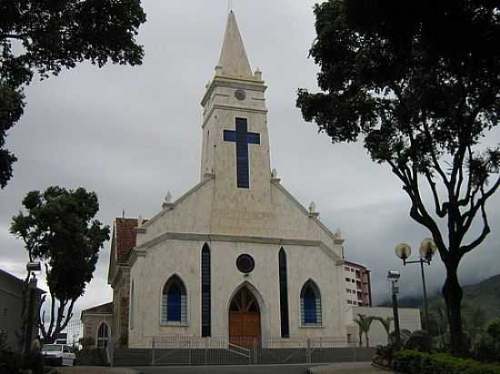 CATEDRAL DE SANTO ANTNIO EM GOVERNADOR VALADARES-FOTO:ALTEMIRO OLINTO CRIS - GOVERNADOR VALADARES - MG