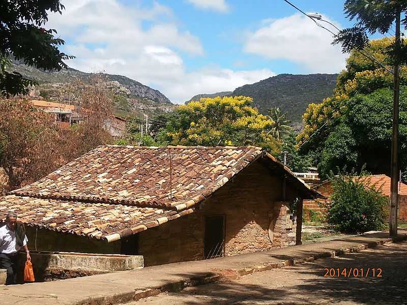 GRO MOGOL-MG-CASA TPICA,CONSTRUO DE PEDRA-FOTO:JOSUE MARINHO - GRO MOGOL - MG