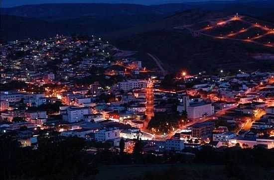 GUANHES,VISTA NOTURNA-FOTO:GUANHES ALESSANDROB [PANORAMIO] - GUANHES - MG