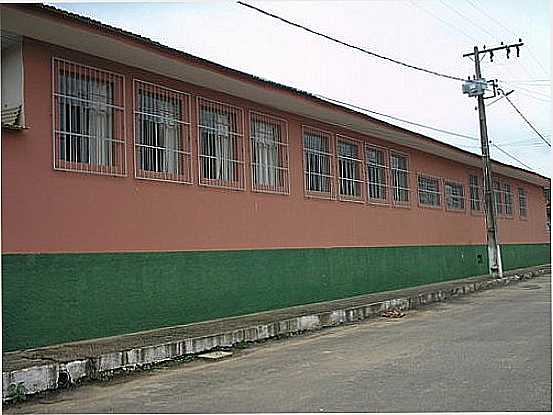 GRUPO ESCOLAR PADRE DIMAS-FOTO:RICARDO CAMELO [PANORAMIO] - GUARACIABA - MG