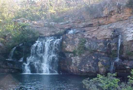 CACHOEIRA DO FUNIL -  POR ANTONIO EDUARDO DE OLIVEIRA - GUARDA-MOR - MG