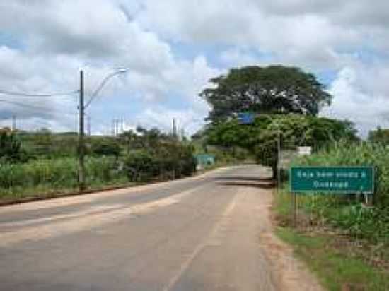 ENTRADA DA CIDADE PELA RUA JEREMIAS ZERBINE-FOTO:ALEXANDRE BONACINI [PANORAMIO] - GUAXUP - MG