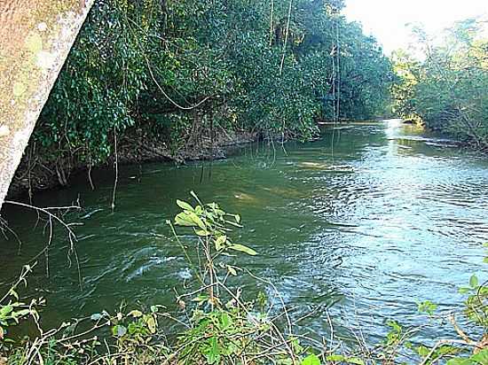 RIO ESPRITO SANTO-FOTO:TARCISO [PANORAMIO] - GUIMARNIA - MG