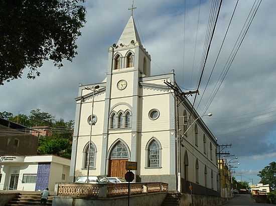 IGREJA MATRIZ-FOTO:MONTANHA [PANORAMIO] - GUIRICEMA - MG