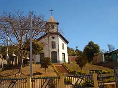 IGREJA-FOTO:HELVCIO VEV  - HEMATITA - MG