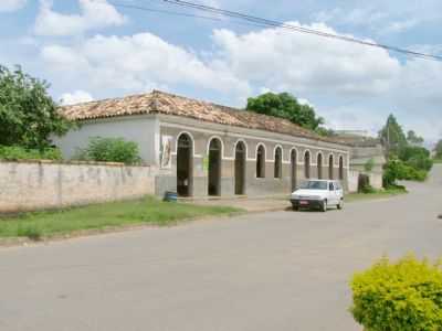 CASARO ANTIGO, POR FBIO SUTANI - IBITURUNA - MG