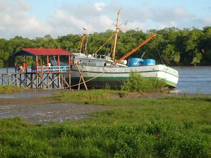 SUCURIJ-AP-BARCO DA MARINHA DO BRASIL-FOTO:FELISBERTO - SUCURIJU - AP