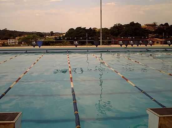 PISCINA DO CECI EM IGARAP-MG-FOTO:IGARAPEMG. - IGARAP - MG