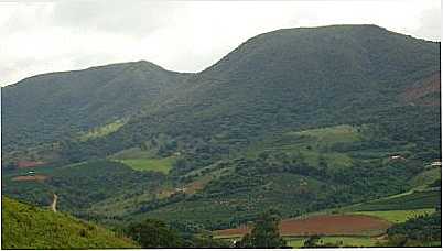 MORRO DE SELA_URTIGA, POR LUCIONEA SANTOS SIQUEIRA - ILICNEA - MG
