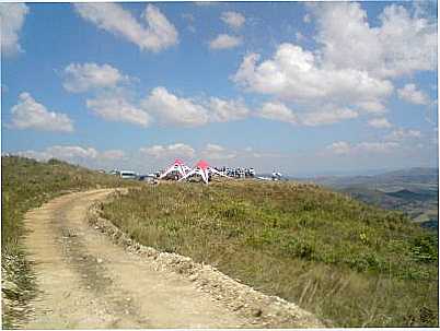 CAMPEONATO DE VO LIVRE-SERRA DA URTIGA, POR LUCINEA SANTOS SIQUEIRA - ILICNEA - MG