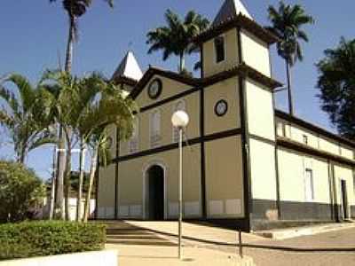 IGREJA-FOTO:ANTONIO CRISPIM  - IMB DE MINAS - MG