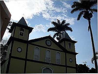 IGREJA DE SANTANA-FOTO:ANTNIO C. MANTOVANI  - IMB DE MINAS - MG