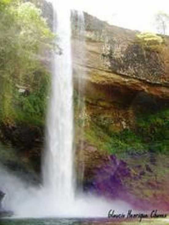 CACHOEIRA DE FURNAS-FOTO:GLAUCIO HENRIQUE CHA - INDIANPOLIS - MG