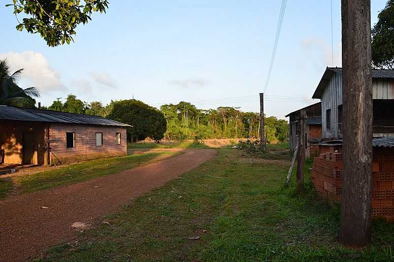 VILA VELHA-AP-RUA DA COMUNIDADE-FOTO:ALAN KARDEC - VILA VELHA - AP