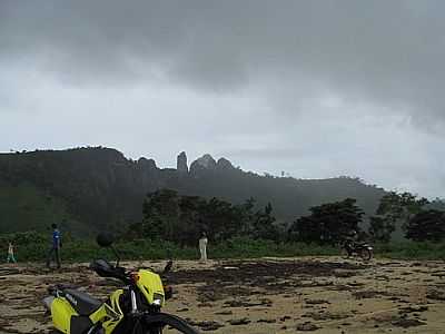 ATRS DA PEDRA-FOTO:DECIO COUTINHO  - ITABIRINHA DE MANTENA - MG