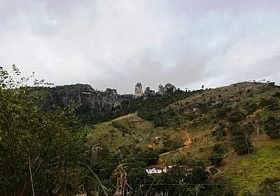 IMAGEM RURAL-FOTO:DECIO COUTINHO  - ITABIRINHA DE MANTENA - MG