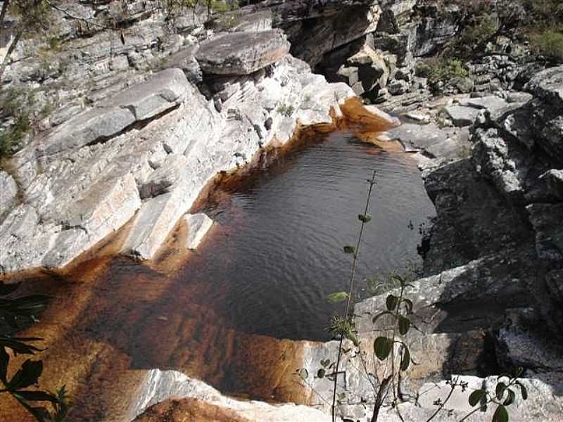 ITACAMBIRA-MG-CACHOEIRA DO CURIANGO-FOTO:VINCIUS QUEIROGA - ITACAMBIRA - MG