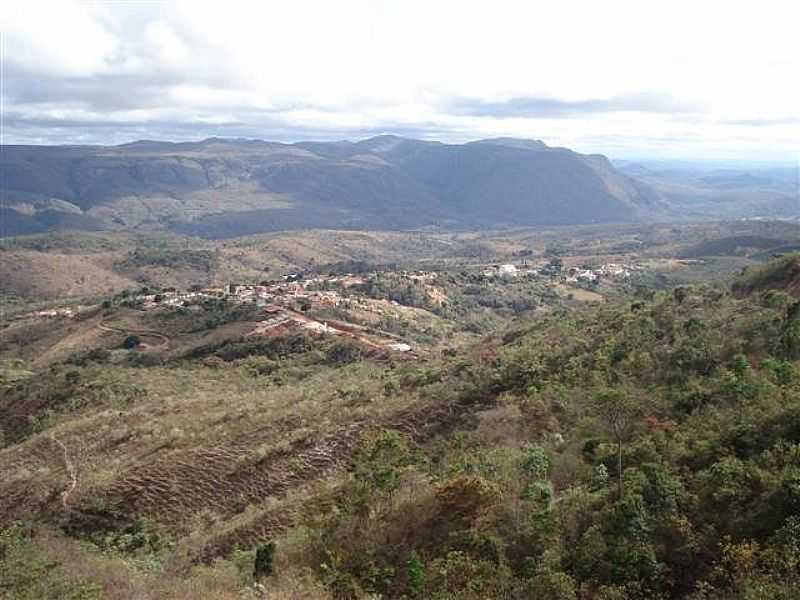 ITACAMBIRA-MG-VISTA DA CIDADE E REGIO-FOTO:VINCIUS QUEIROGA - ITACAMBIRA - MG