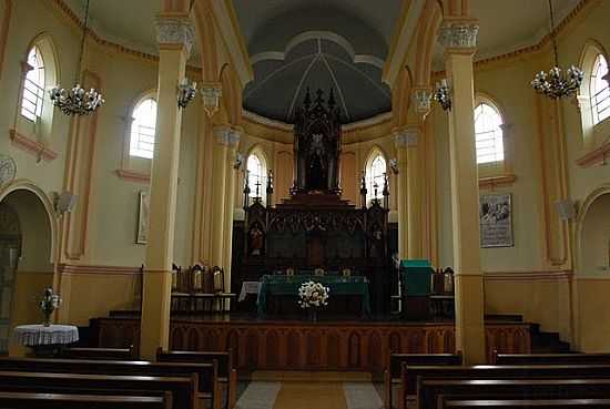 IGREJA N.S. DAS DORES - ITAGUARA - MG