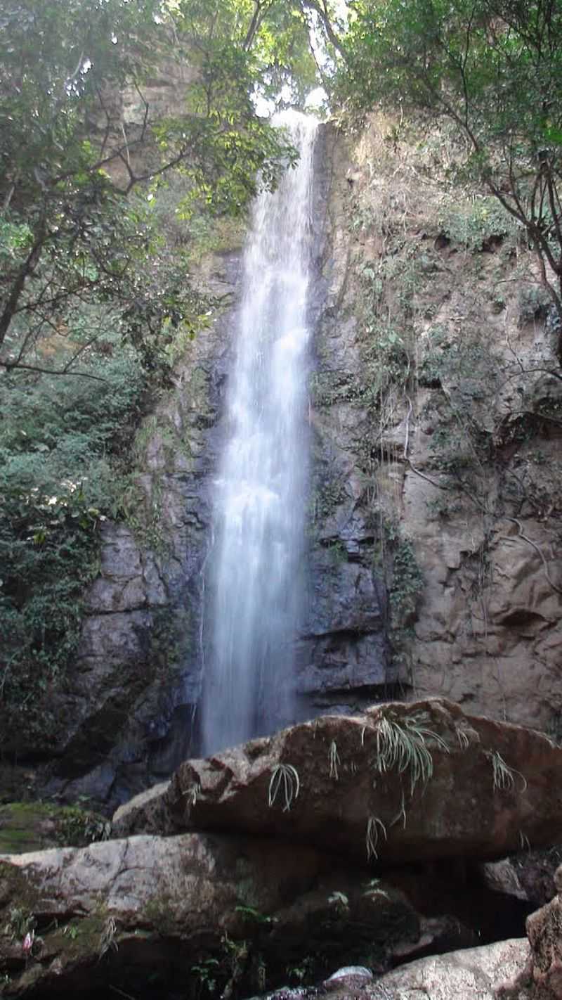 ITAGUARA-MG-CACHOEIRA MARIA LAURA-FOTO:LEVINDO ANTUNES - ITAGUARA - MG