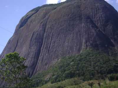 PEDRA DO CHIFRE, POR CLAUDILENE - ITAIP - MG