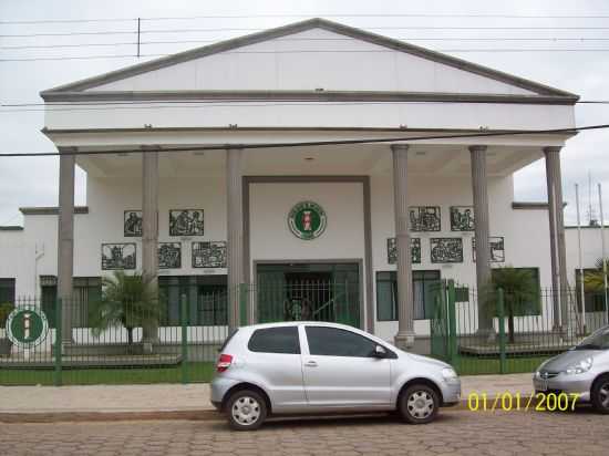 FACULDADE DE MEDICINA, POR TONEBIDE MACIEL SILVRIO - ITAJUB - MG