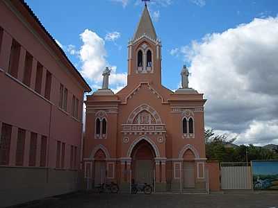 IGREJA SANTA CLARA 
, POR ROBSS78 - ITAMBACURI - MG