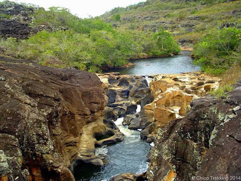 ITAMB DO MATO DENTRO-MG-CACHOEIRA DA SERENATA-FOTO:CHICOTREKKING.COM.BR - ITAMB DO MATO DENTRO - MG