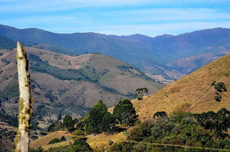 ITAMONTE-MA-MONTANHAS DA REGIO-FOTO:CELSO ORTOLAN - ITAMONTE - MG