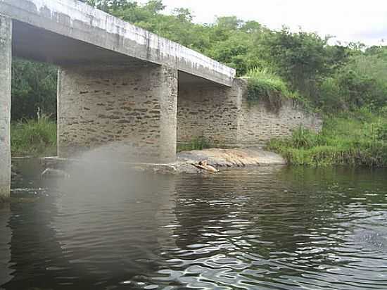 PONTE DO RIO DA GUA SUJA EM ABARA-FOTO:EDIODEOLIVEIRA - ABARA - BA