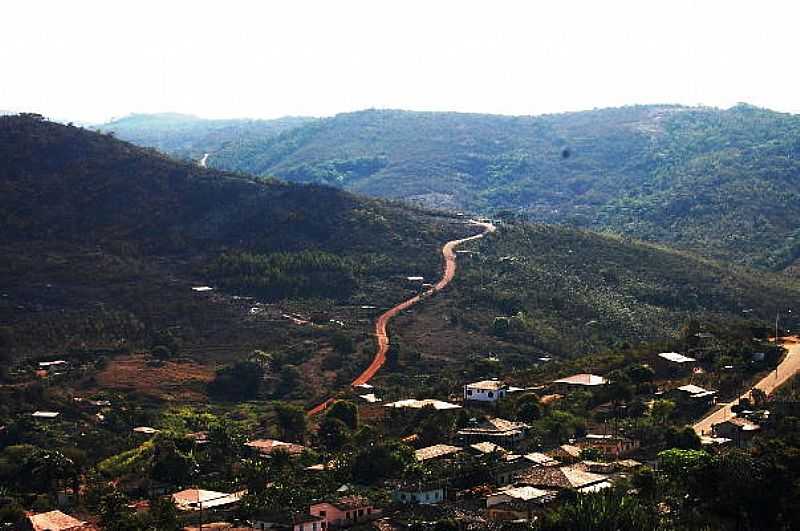 ITAPANHOACANGA-MG-VISTA DA CIDADE-FOTO:FMENDES - ITAPANHOACANGA - MG