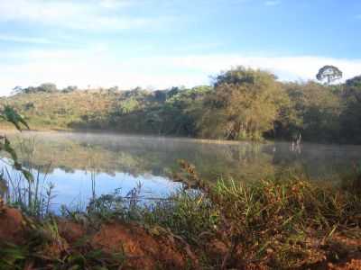 LAGO DE ITATIAIUU, POR SIMONE E OCIMAR - ITATIAIUU - MG