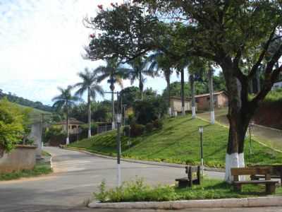 RUA PADRE ASSIS CARNERO-CENTRO/ITAVERAVA, POR JOS ANTNIO DA SILVA - ITAVERAVA - MG