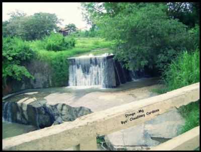 CACHOEIRA - POR : CLAUDINEY CARDOSO - ITINGA - MG