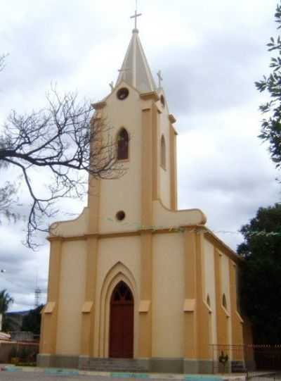 IGREJA CATLICA, POR PATRICIA APARECIDA COUTINHO LAGES - ITINGA - MG