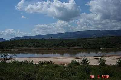 RIO JEQUITINHONHA VISTO DO ALTO DO MORRO DO EX EM ITINGA, POR OLIMPINHO. - ITINGA - MG