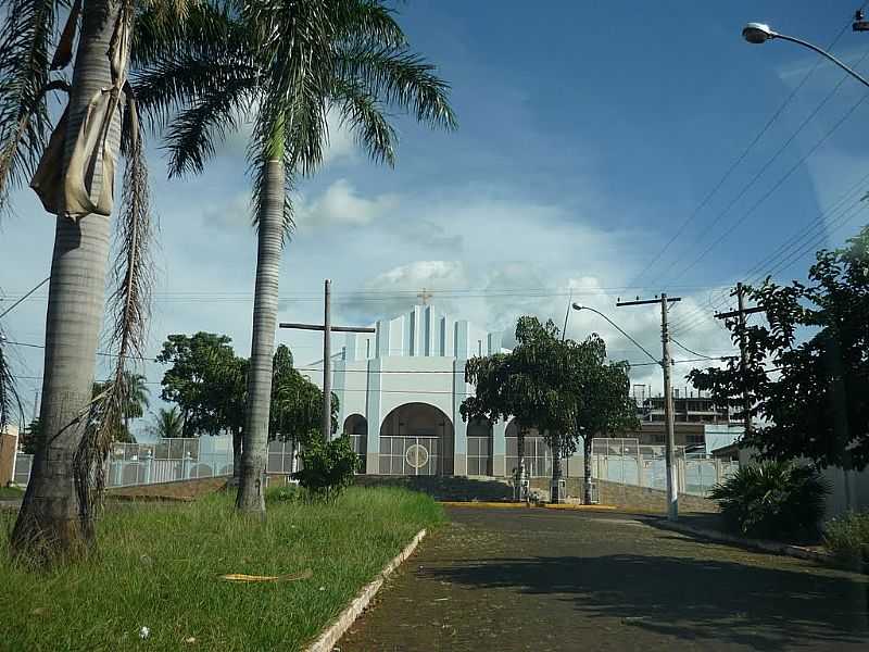 ITUIUTABA-MG-IGREJA DE N.SRA.DA ABADIA-FOTO:ALTEMIRO OLINTO CRISTO - ITUIUTABA - MG