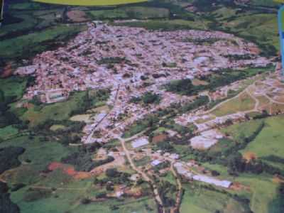 FOTO AEREA DE JACUI-MG, POR NECILMA MENDES - JACU - MG